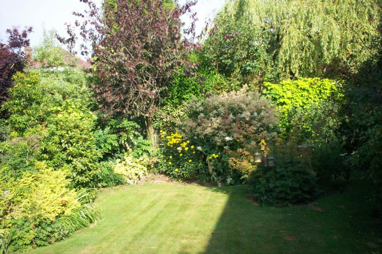 The Yellow House B&B Woodborough  Exterior photo
