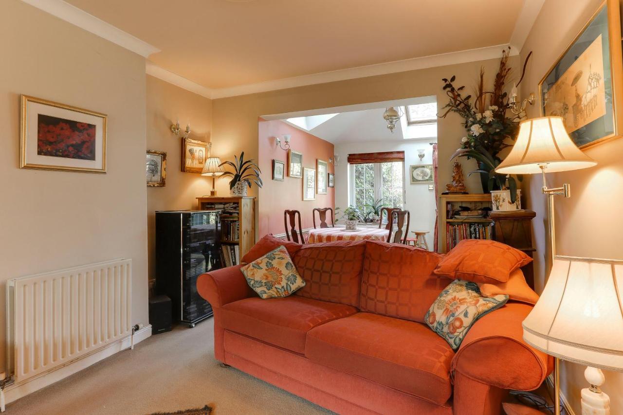 The Yellow House B&B Woodborough  Exterior photo